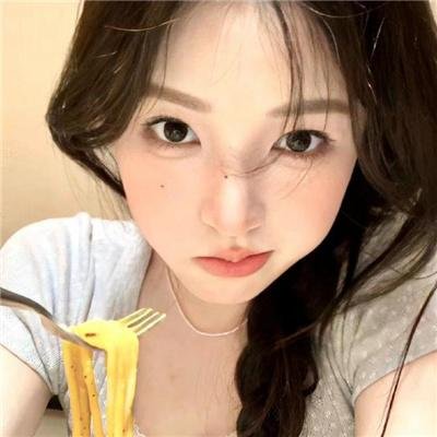你在我的右手边